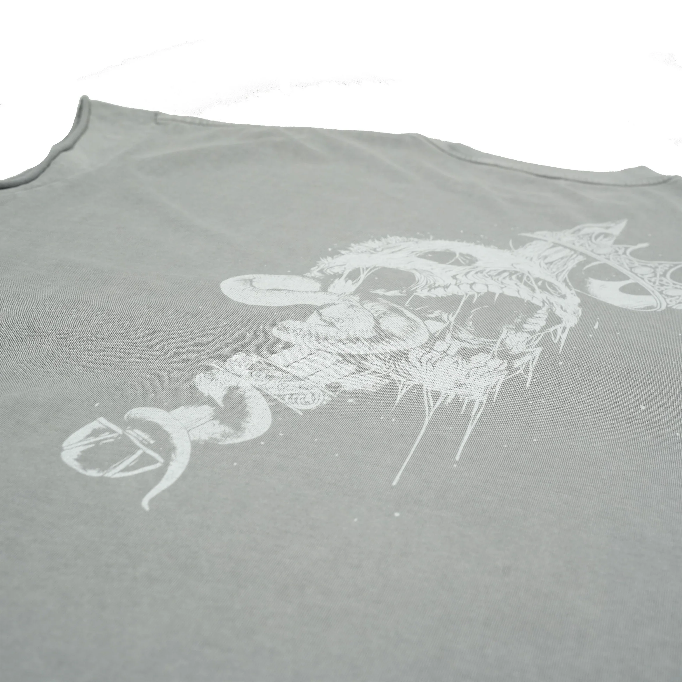 THE KING IS DEAD MUSCLE TEE - Image 4